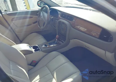 2003 Jaguar S-Type 4.2L V8 из США, поврежденный, VIN SAJEA01U83HM54413